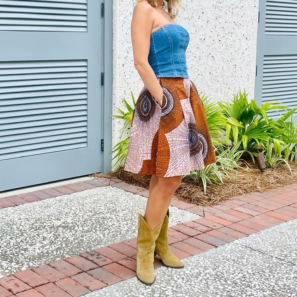 Francis and Benedict - African Print
Stylish mini Skirt